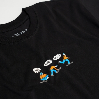 Camiseta Adiante Skate - Sempre Adiante