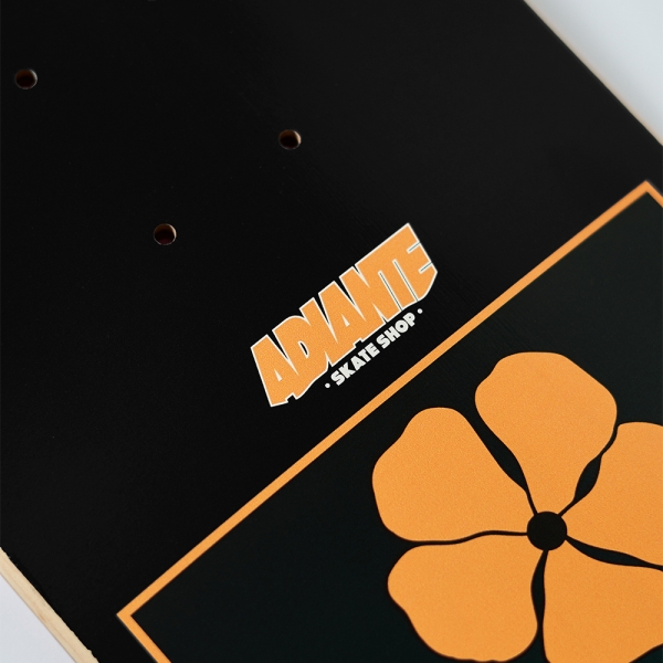 Shape Maple Adiante Skateboarding - Flower - Preto